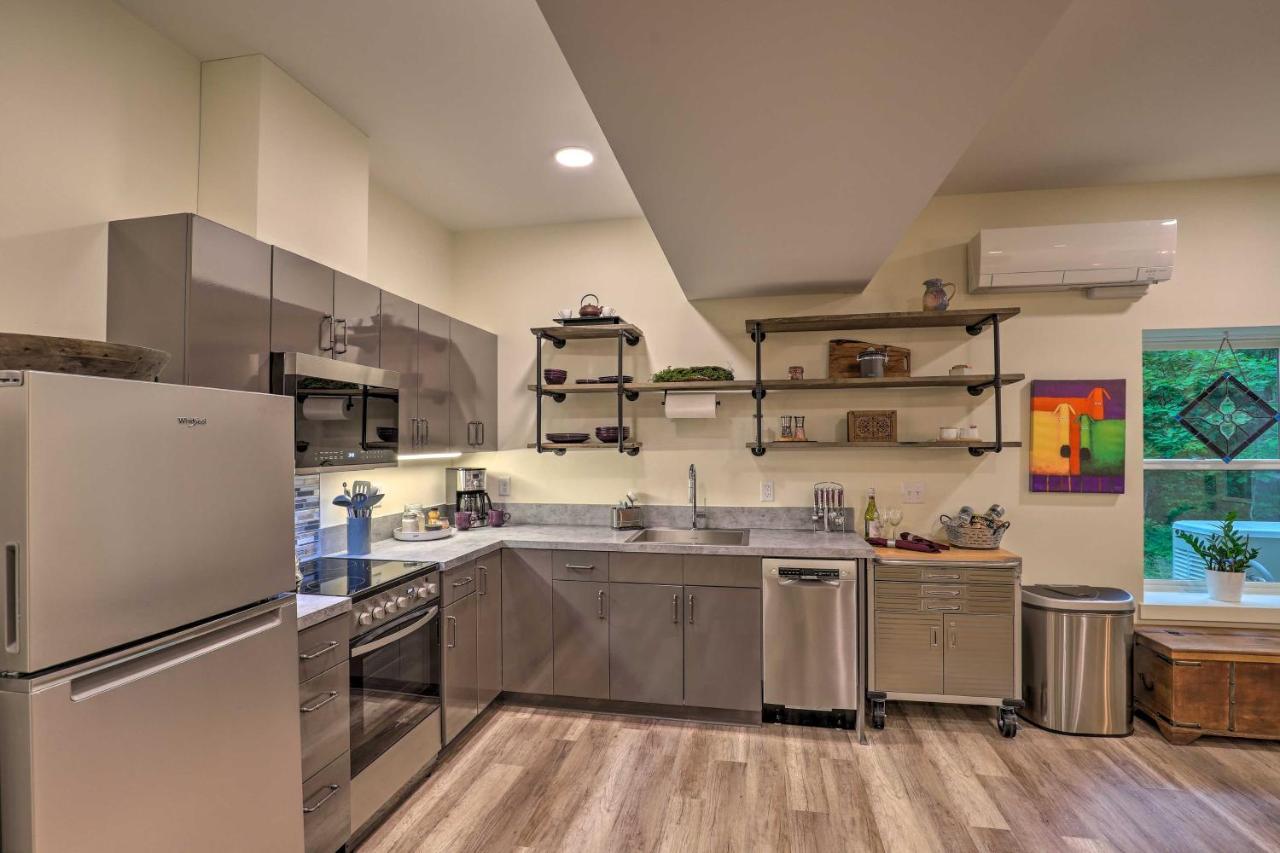 First-Floor Asheville Apartment Great Location! Екстер'єр фото